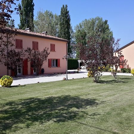 Lama Di Valle Rosa Ferrare Extérieur photo