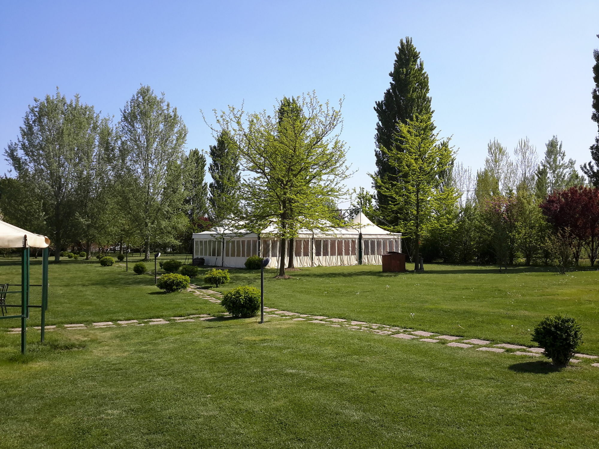 Lama Di Valle Rosa Ferrare Extérieur photo